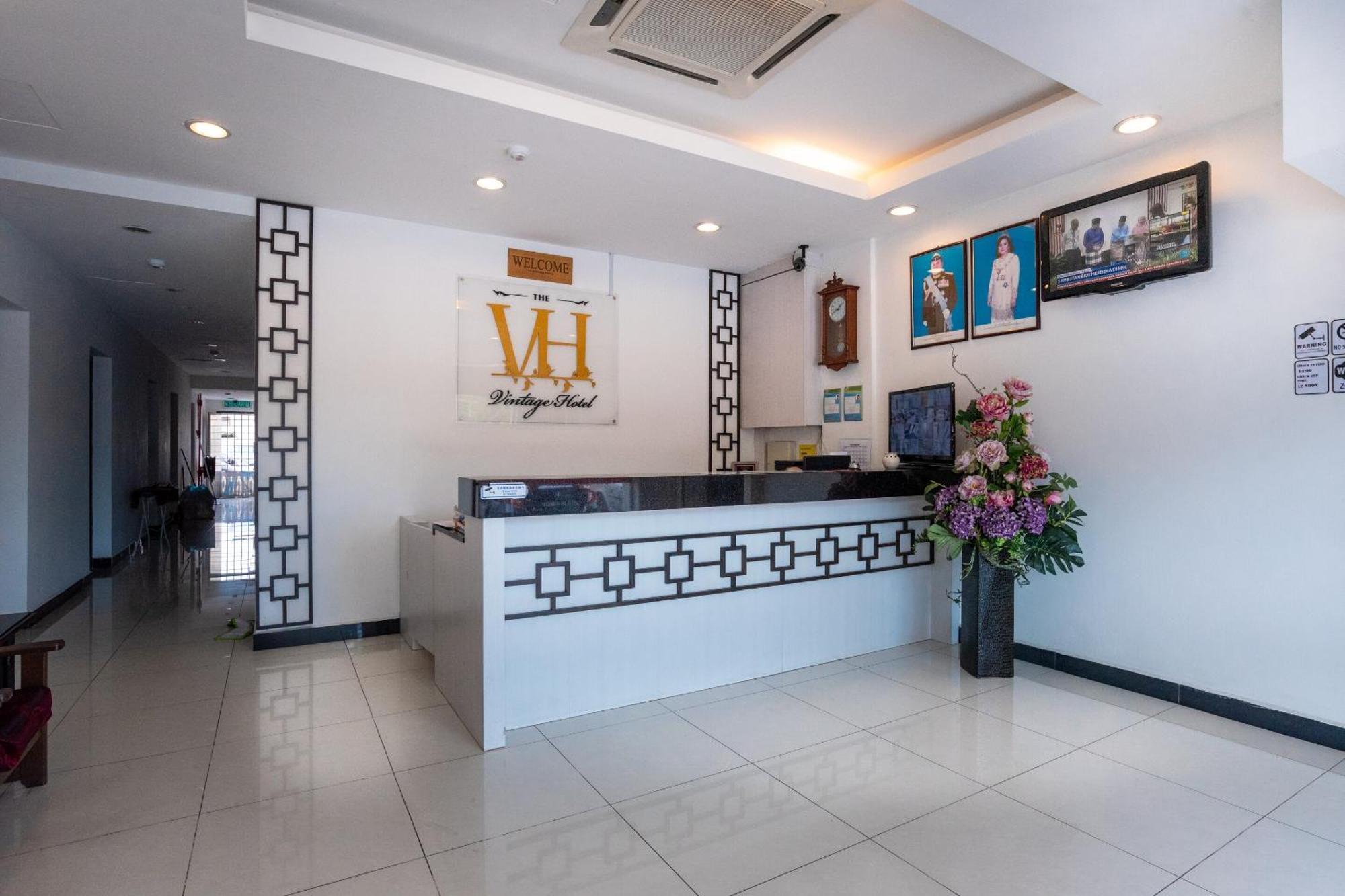 Super Oyo 596 The Vintage Hotel Johor Bahru Exterior photo